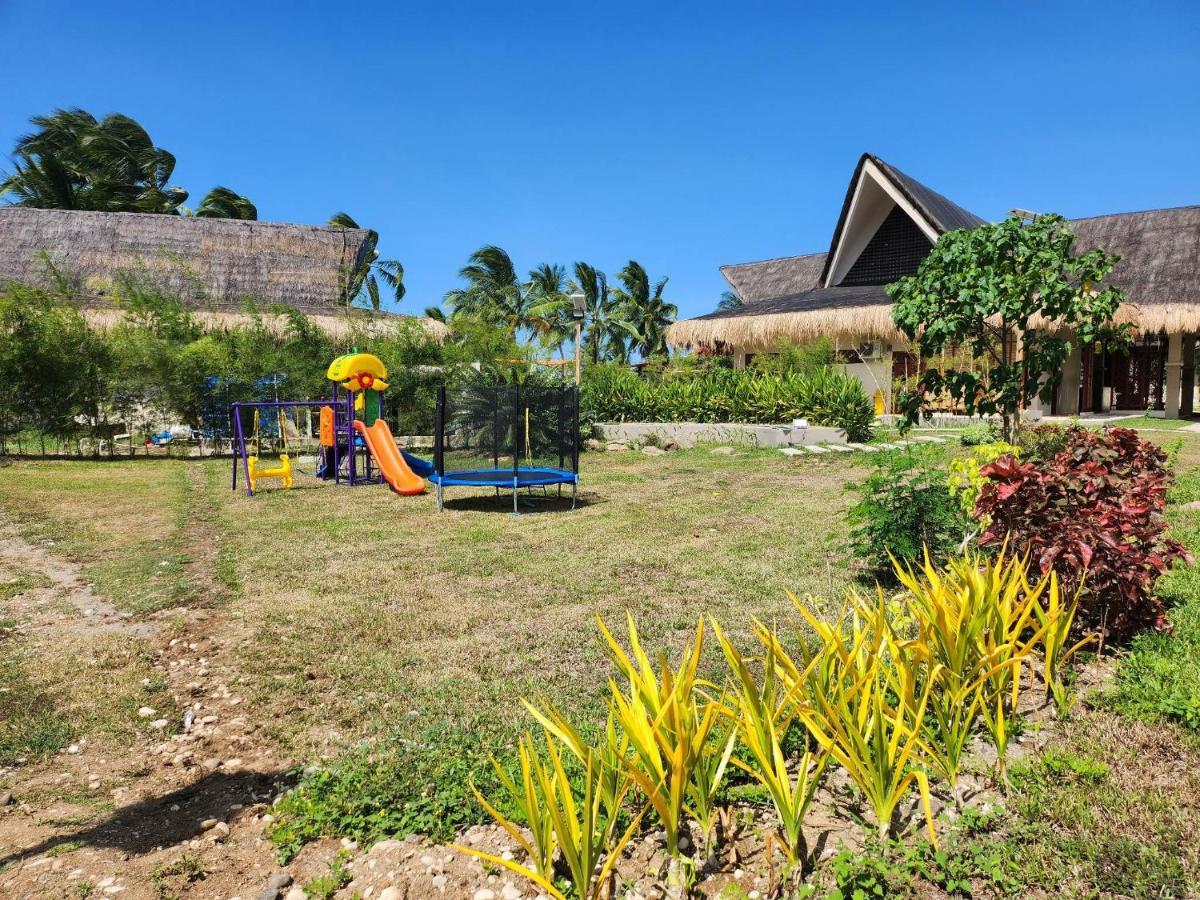Costa Celine Beach Resort Kinablangan Exteriér fotografie