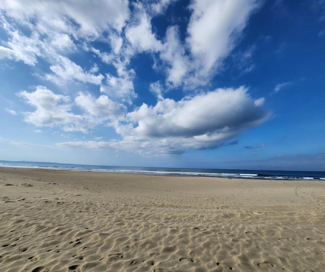 Costa Celine Beach Resort Kinablangan Exteriér fotografie